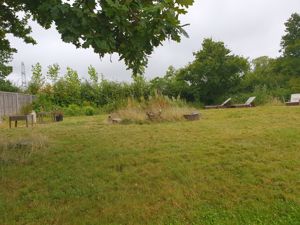 Photo 25- click for photo gallery